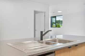 2F/20 Morning Star Place, Mount Albert