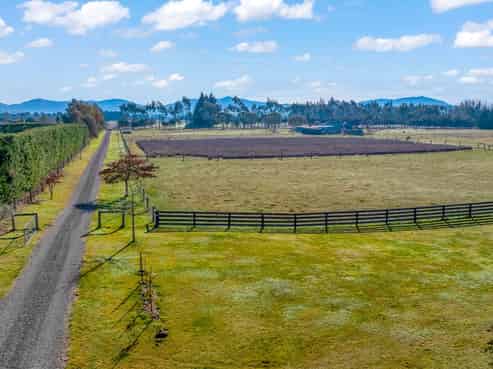 153 Birch Hill Road, Okuku