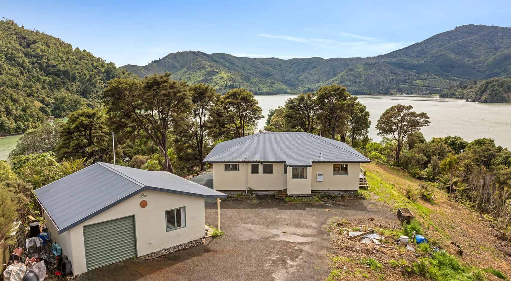3 Soucis Lane, Okiwi Bay, Marlborough For Sale realestate.co.nz