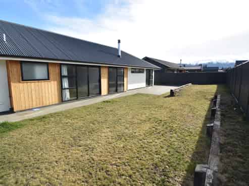 8 Jack Adamson Drive, Twizel