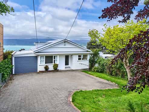 134 Nevay Road, Karaka Bays
