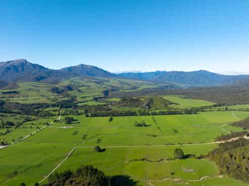 402 Aorere Valley Road, Bainham
