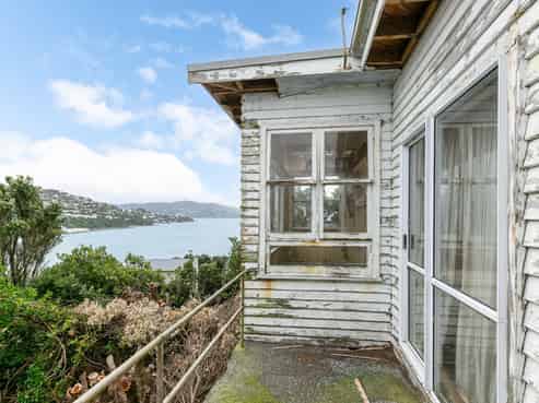 87 Maupuia Road, Maupuia