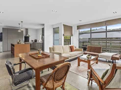 70 Lavaud Street, Berhampore