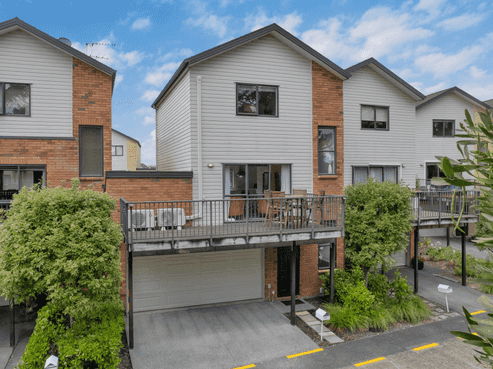 56/172 Mcleod Road, Te Atatu South