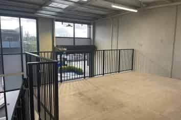 Large industrial unit for Sale