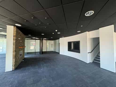 High-profile & Full Fit-out