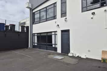 Versatile cost-effective office space in New Lynn