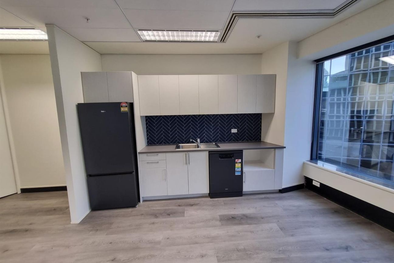 Modern Office Opportunity