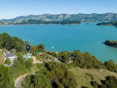 64 Bayview Road, Charteris Bay