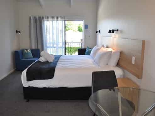 Balmoral Motel - Owners Say Bring All Offers!