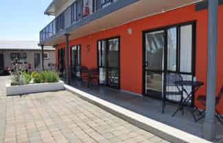 Balmoral Motel - Owners Say Bring All Offers!