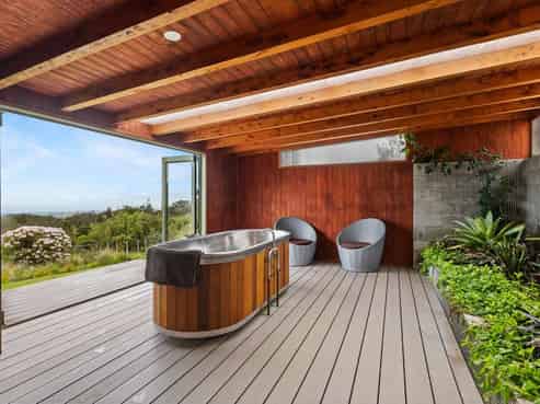 1880 Mangorei Road, Mangorei