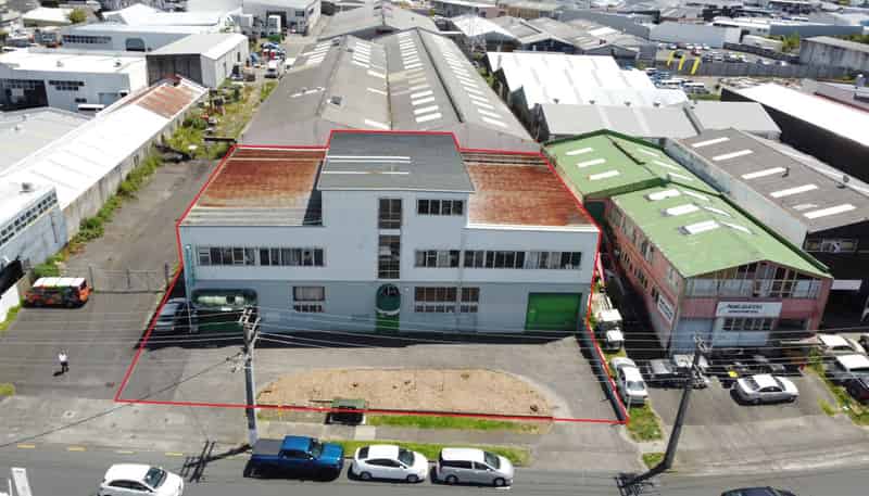 25 Portage Road, New Lynn