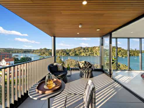 501/45 Hudson Bay Road, Hobsonville