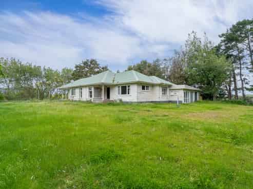 383 Hokio Sand Road, Hokio Beach