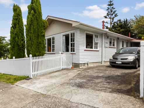 19 Akaroa Drive, Maupuia