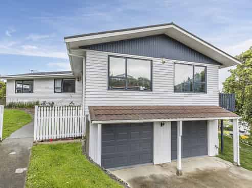 15 Truro Road, Camborne