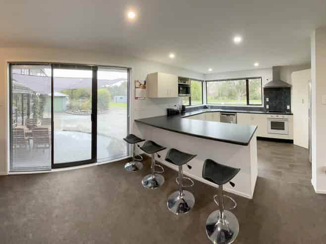 729 Makerua Road, Tokomaru
