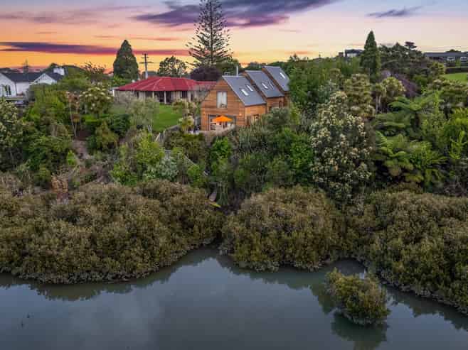 39 Kent Terrace, Riverhead