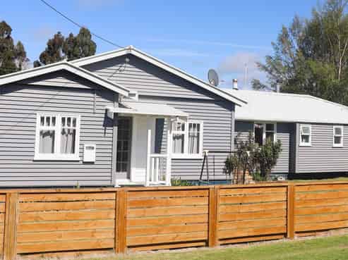 12 Rangipo Street, Waiouru