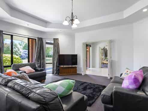 16 Knights Road, Rolleston