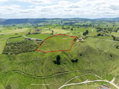 53 Whakaroa Road, Kinloch