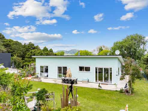 37 Willow Lane, Maungaturoto
