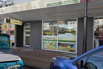 Top Ground floor office close to Main Street.