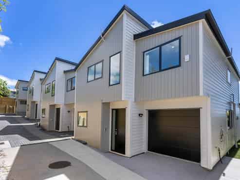 4 Bruce Road, Glenfield