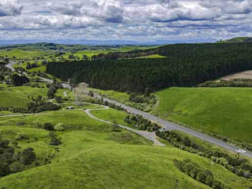 Lot 1 3315 State Highway 2, Waitakaruru
