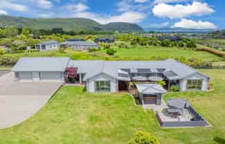 19 Lacebark Drive, Kinloch