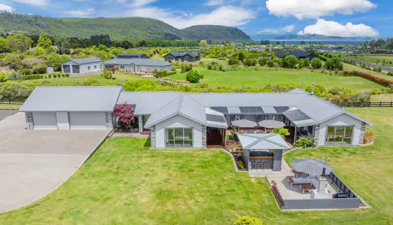 19 Lacebark Drive, Kinloch