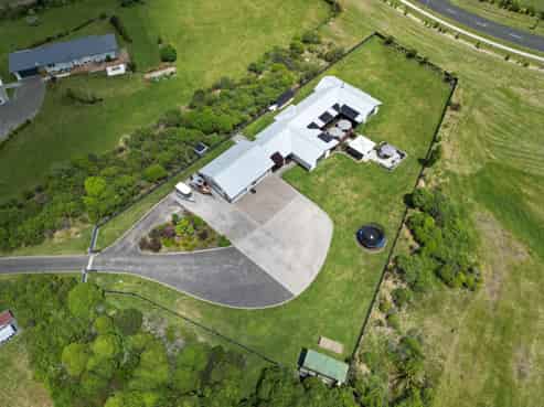 19 Lacebark Drive, Kinloch