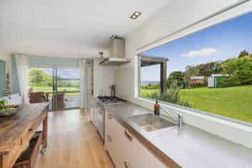 556 Boat Harbour Road, Whenuakite
