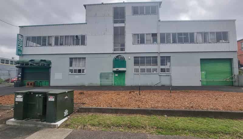 25 Portage Road, New Lynn