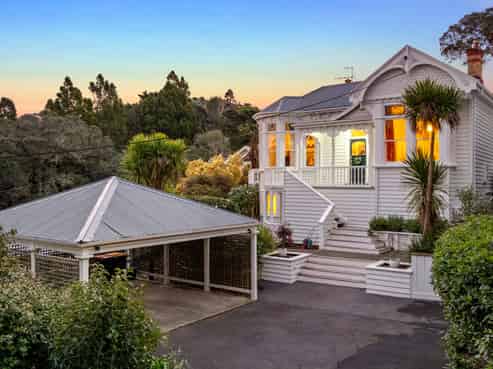 4 Hinemoa Terrace, Birkenhead