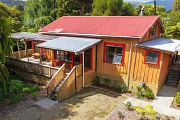240 Arapito Road, Karamea