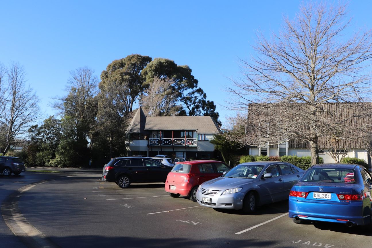 Bargain in Burnside - Bild 2