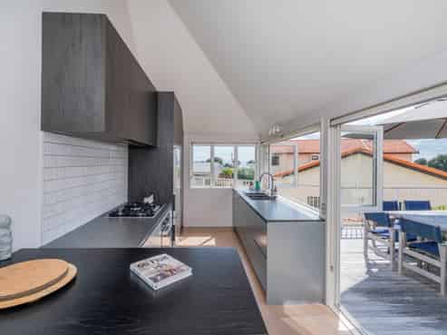  100 Cordyline Crescent, Matarangi