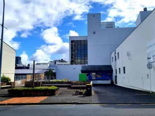 Retail Space for Lease - 385sqm