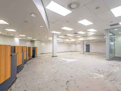 Prime commercial space for lease!