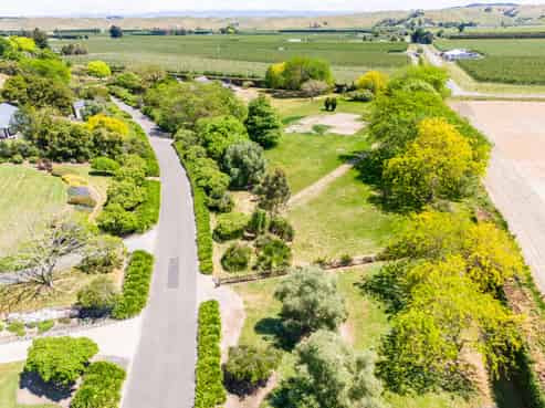 670 Swamp Road, Puketapu