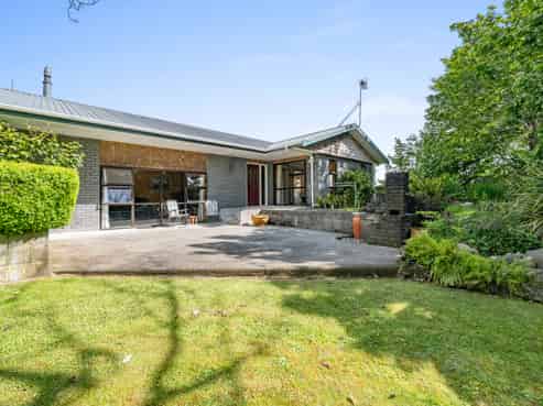 92 Hickman Road, Onaero