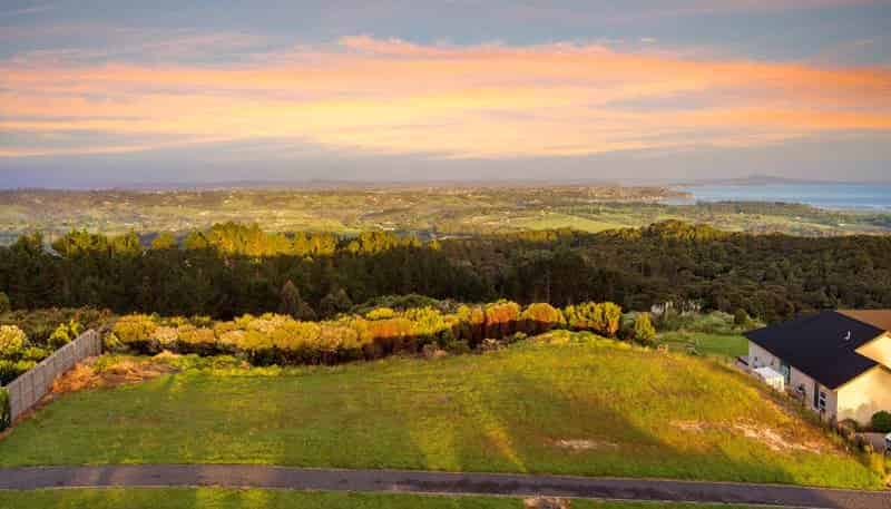 106 Solway Road, Whitford