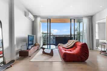 G301 Te Oneroa Way, Long Bay