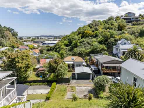 1A Little Burke Street, Hospital Hill