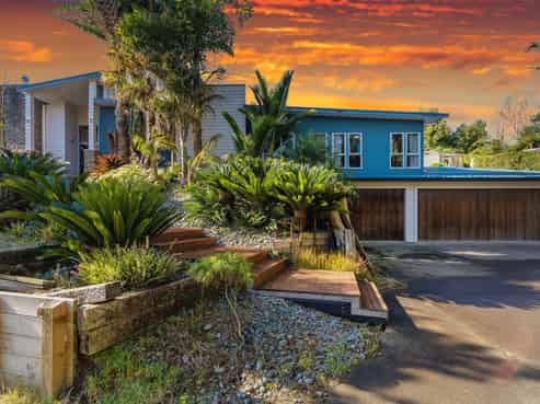 148 Stanley Road, Wainui