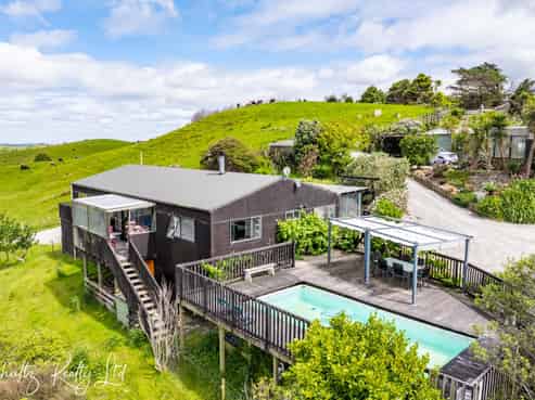 227 Porter Road, Paparoa