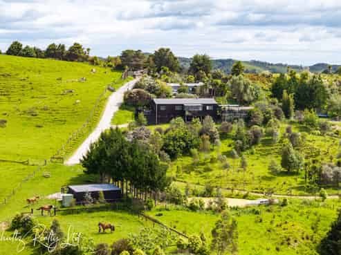 227 Porter Road, Paparoa